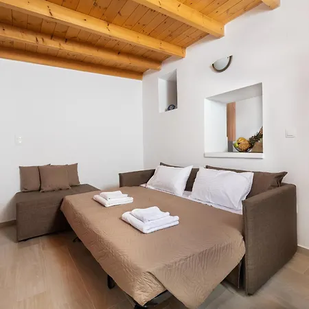 M&k Traditional House Prázdninový dům