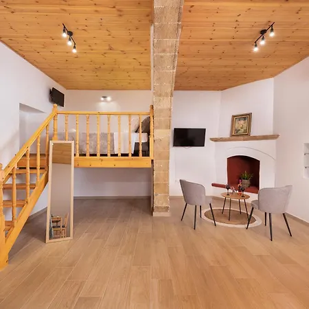 M&k Traditional House * Theológos